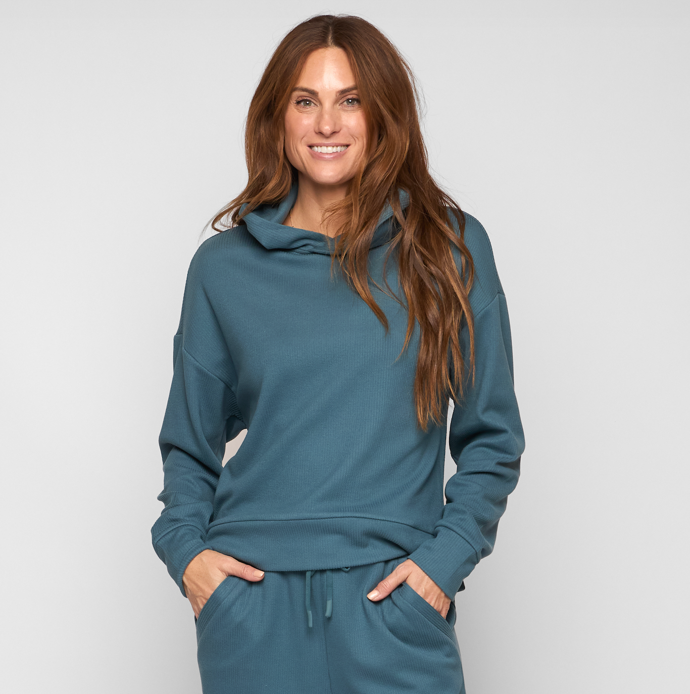 SKYLINE PULLOVER HOODIE