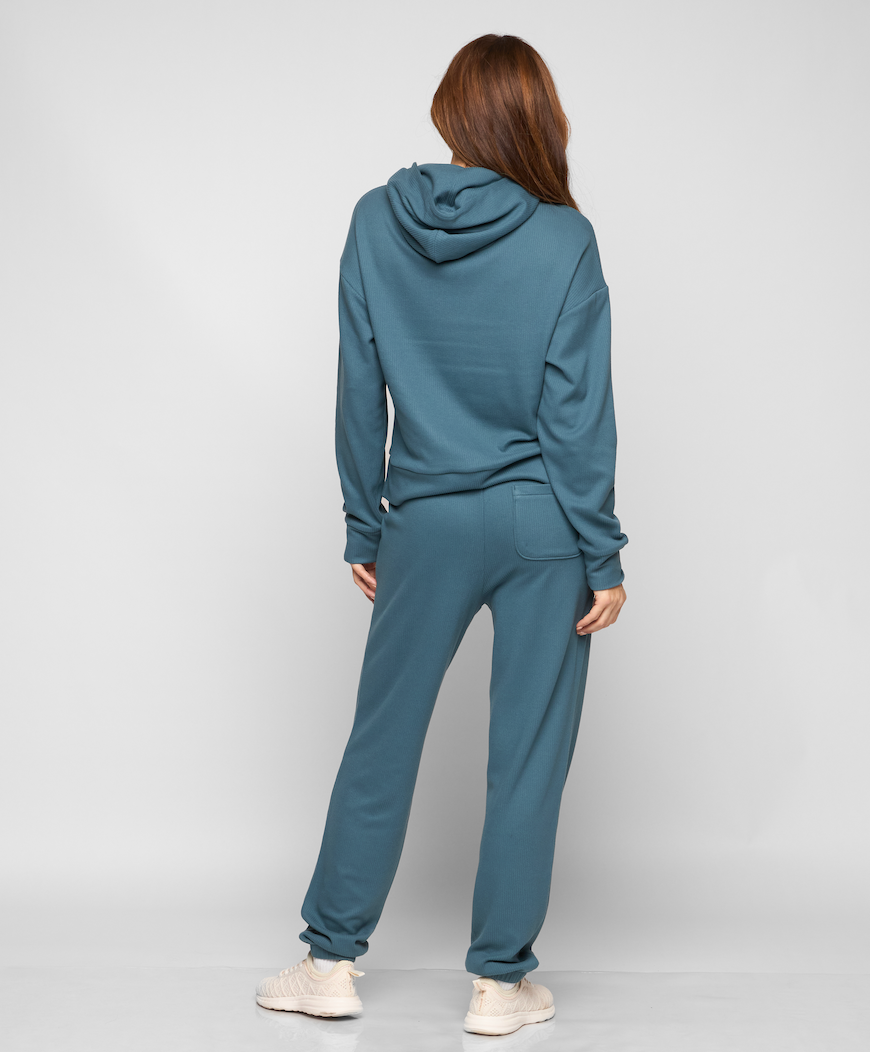 SKYLINE PULLOVER HOODIE