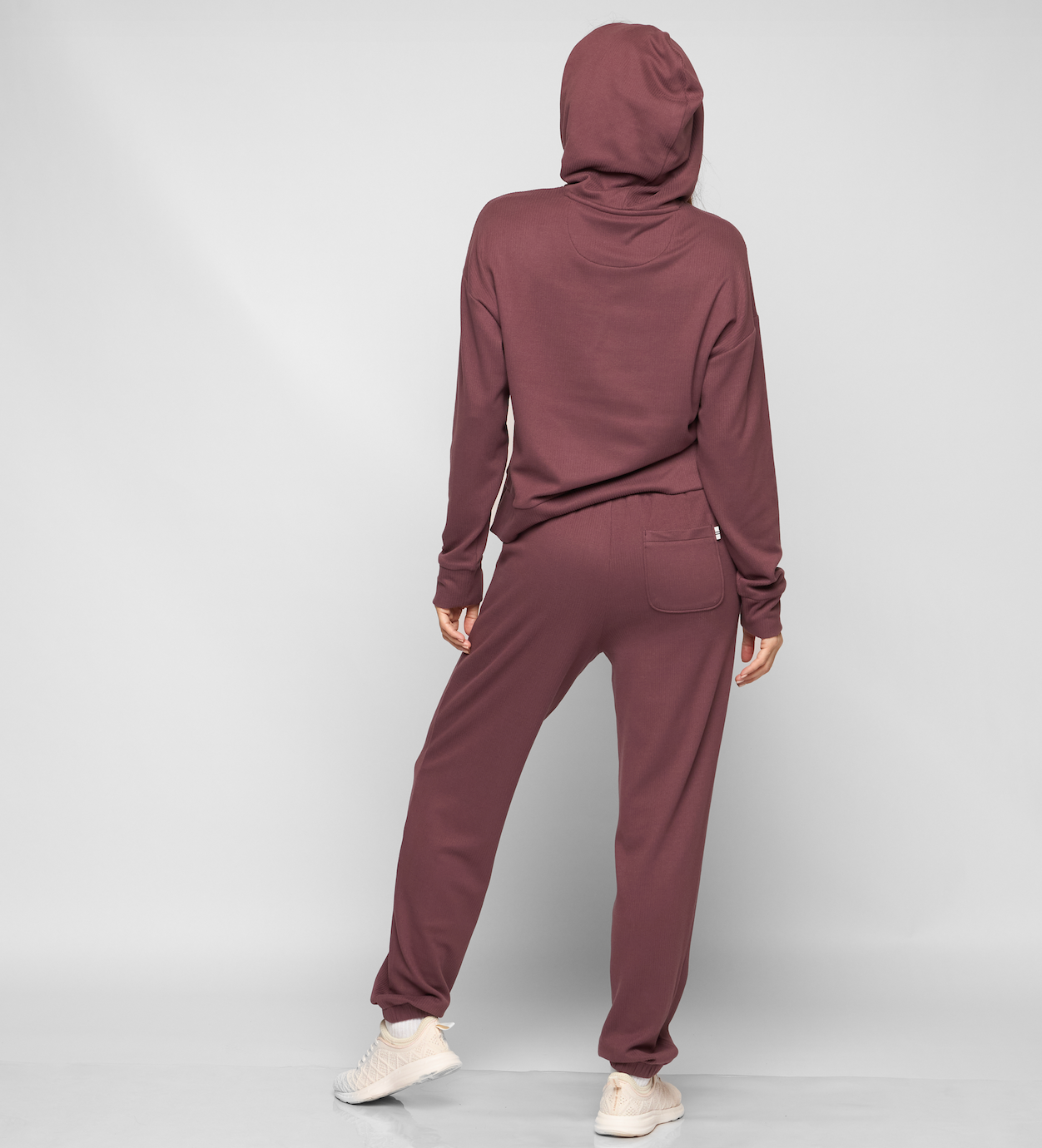 SKYLINE PULLOVER HOODIE