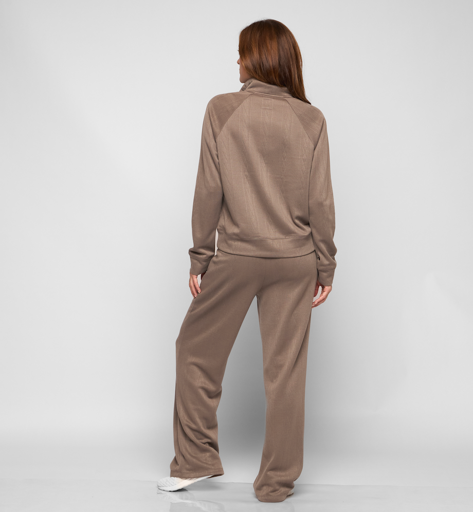 PRISM HALF ZIP MOCK